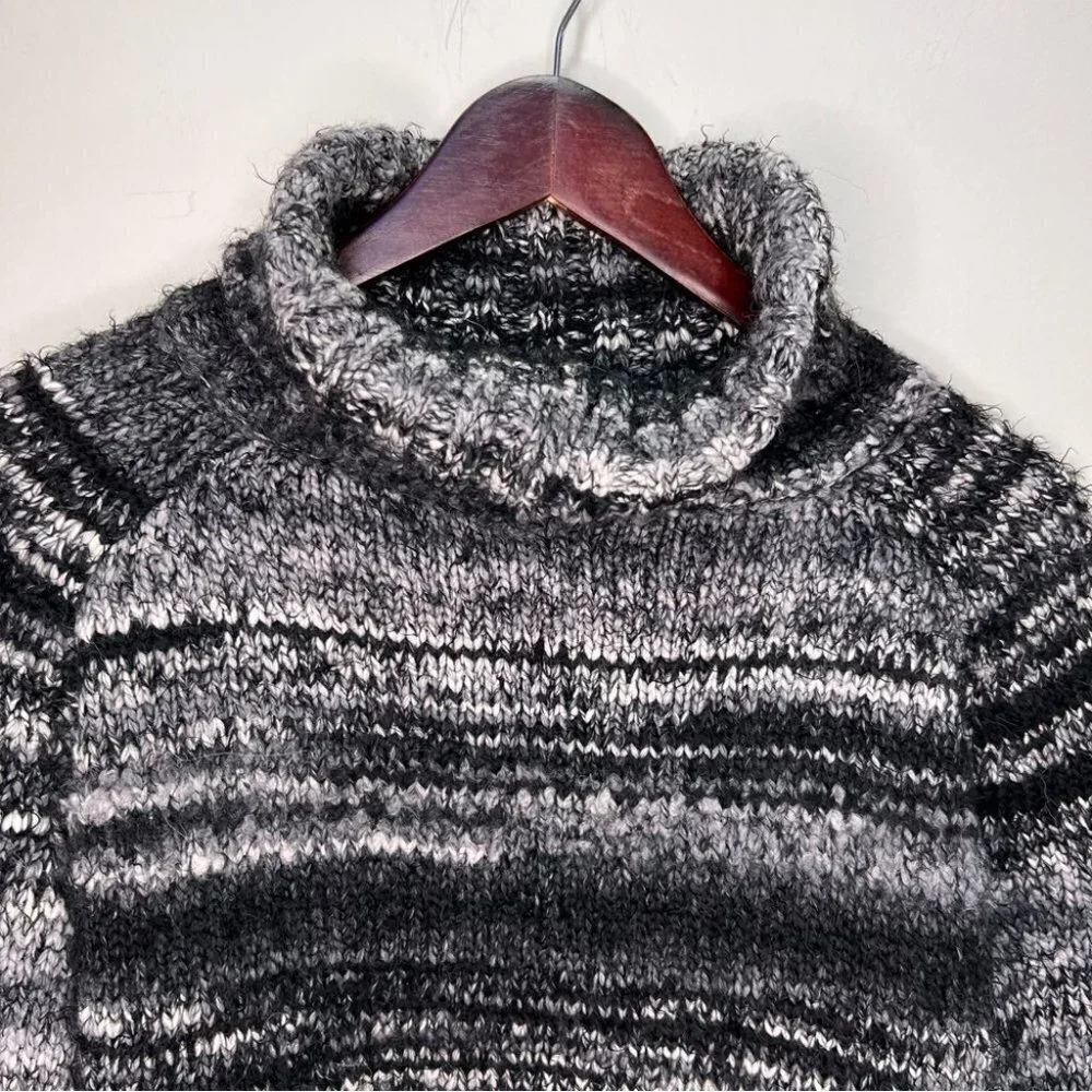 Aritzia Babaton Titus Cropped Alpaca Wool Turtleneck Sweater Size XS Neutral - Picture 7 of 10